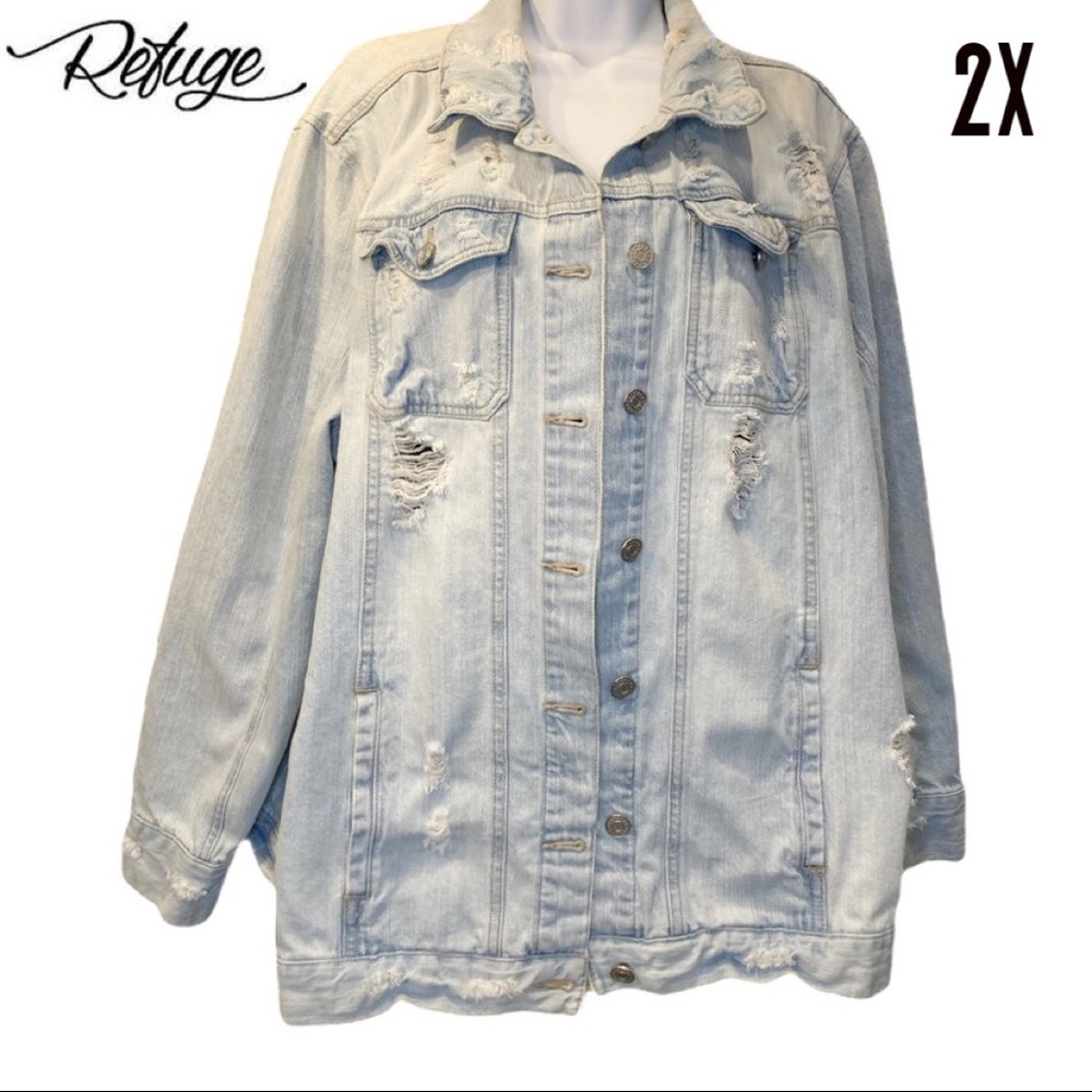 Refuge+ Jean Jacket. Distressed light wash size 2X